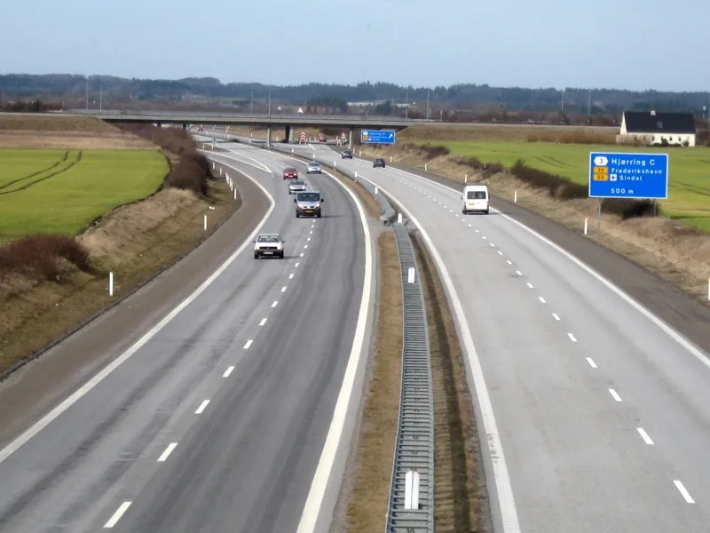 E39 bei Hjørring in Nordjütland